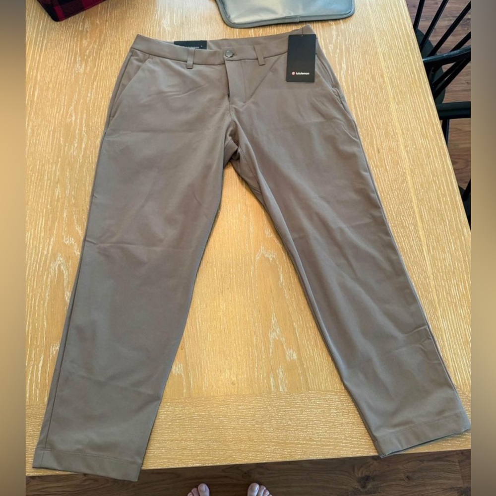 BNWT Lululemon ABC slim fit pants 32x28